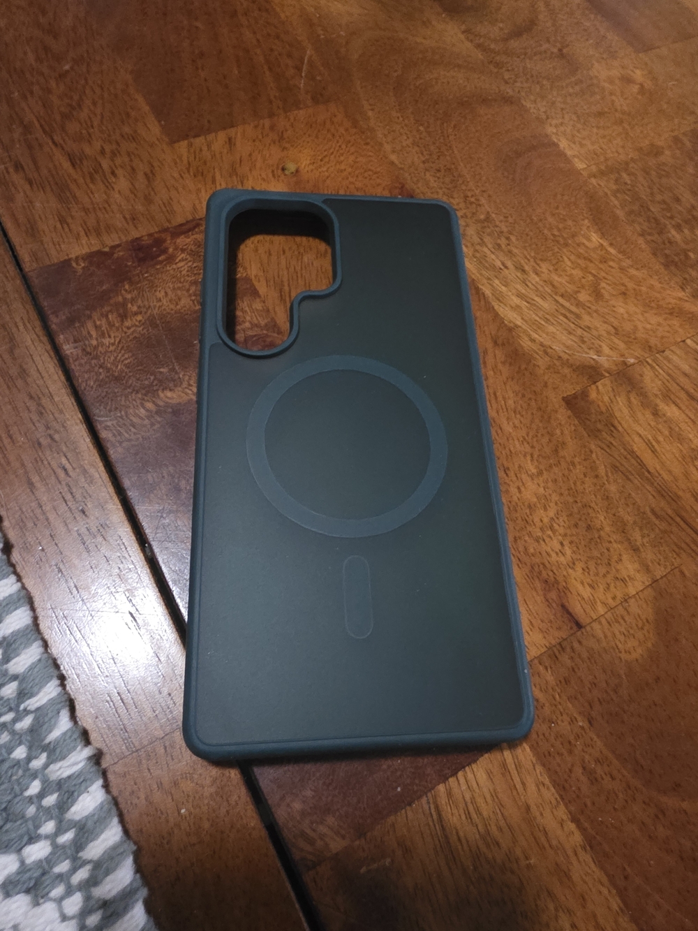 Galaxy S25 Plus MagSafe-Compatible Dark Green Silicone Phone Case